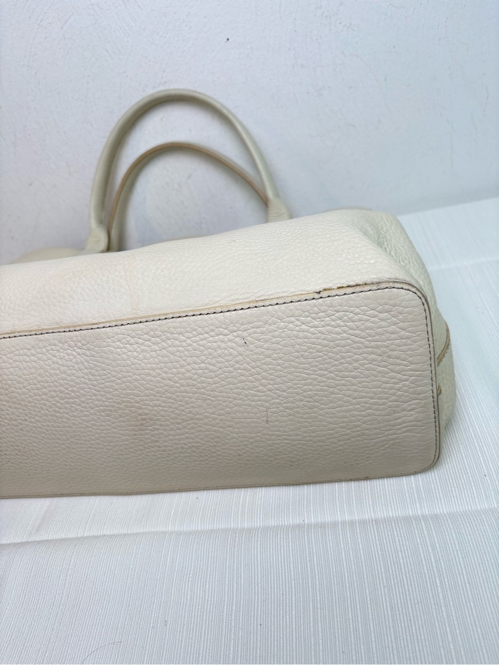 Mark & Graham Caroline Large Pebbled Leather Tote Purse Bag - Picture 5 of 15